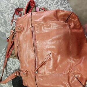 Elegant Tan Leather Women's Bag
